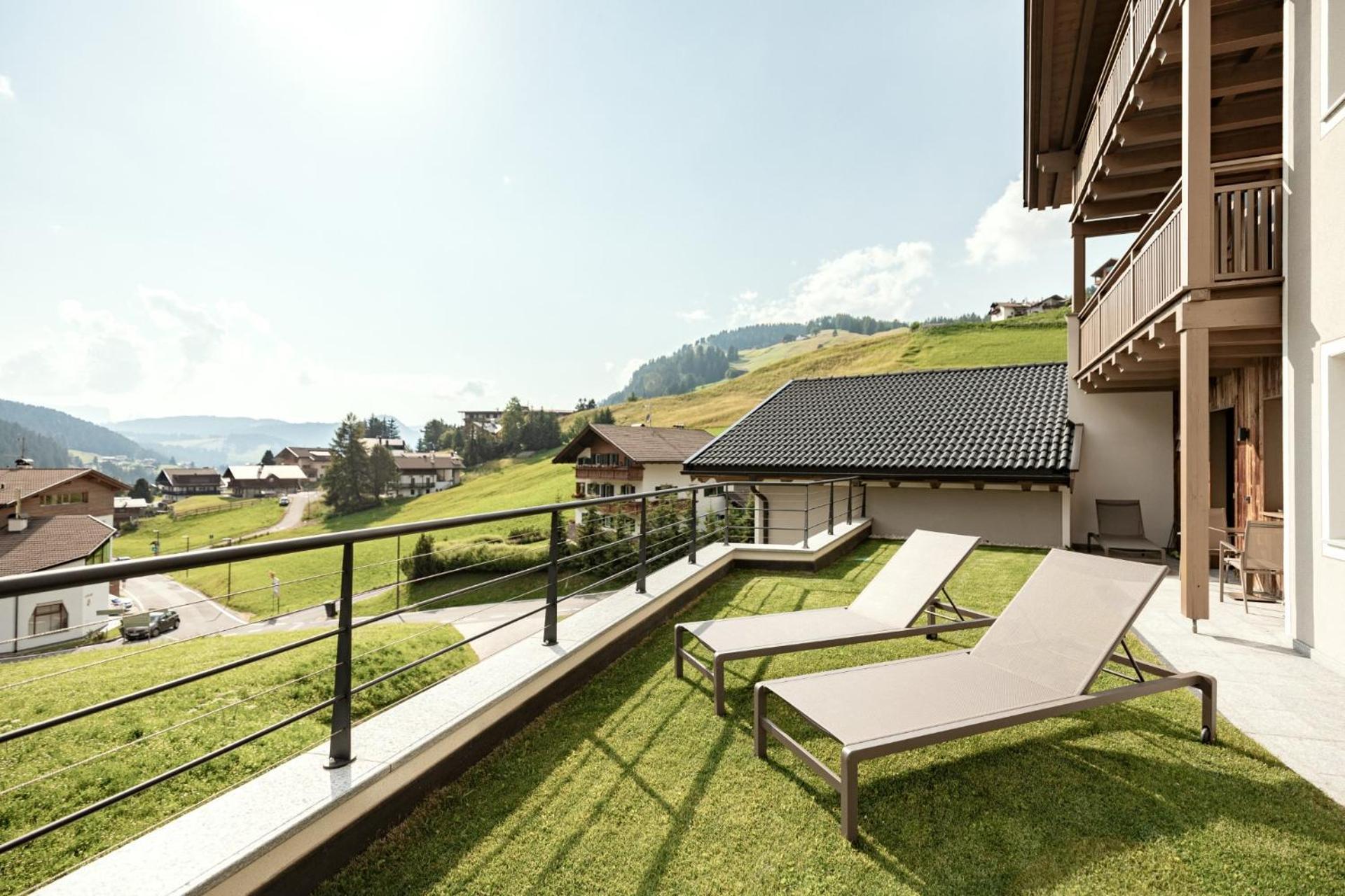 Luxury Chalet Plazola Selva di Val Gardena Exterior foto